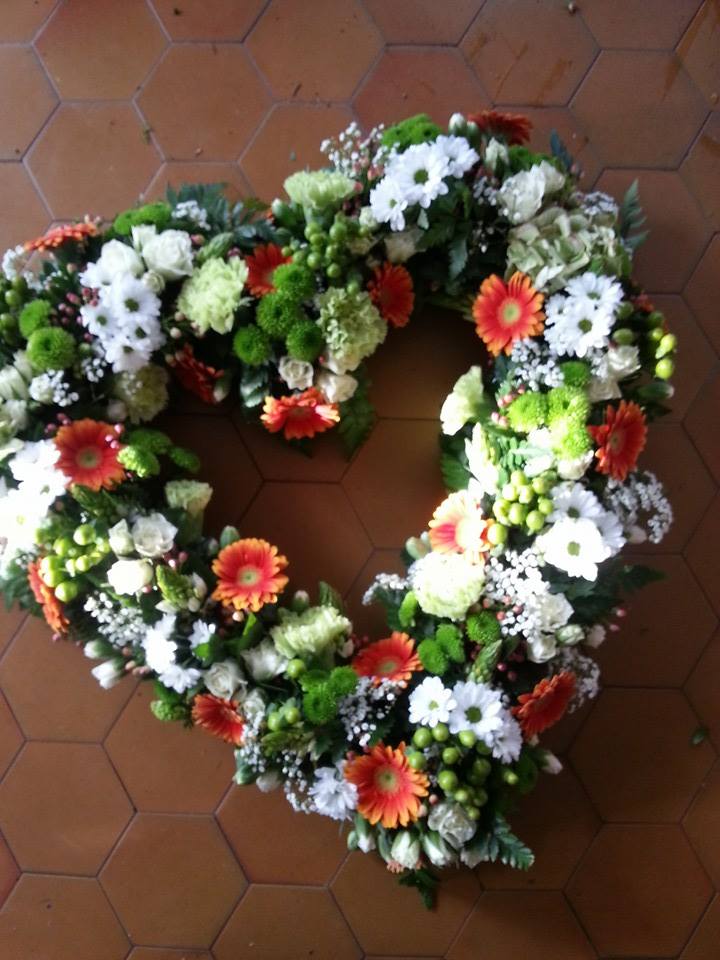 deuil enterrement valenciennes coeur fleurs fleuriste hé fleur et moi le Quesnoy Saint amant Denain