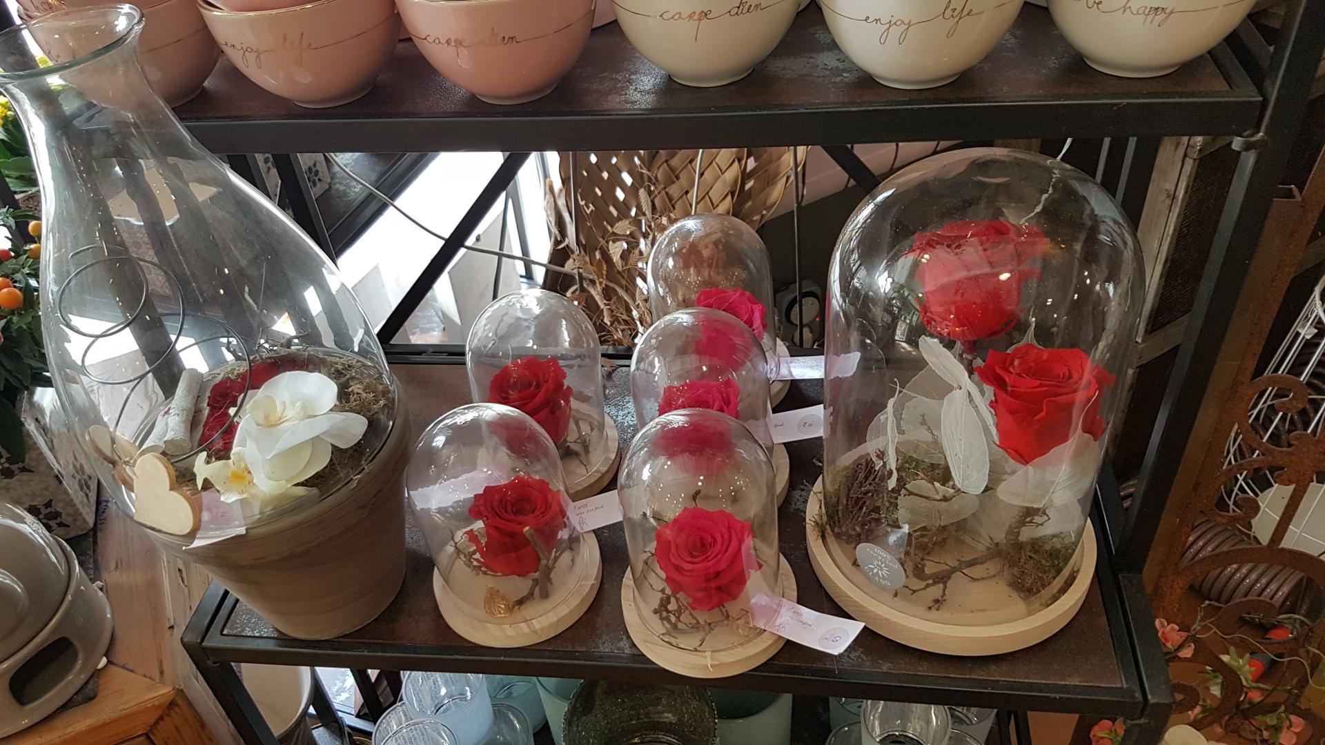 Rose éternelle Hé fleur et moi fleuriste de Valenciennes