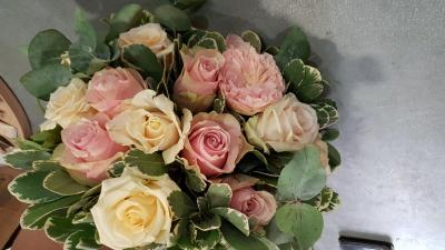 Bouquet de roses Naissance Fleuriste de Valenciennes