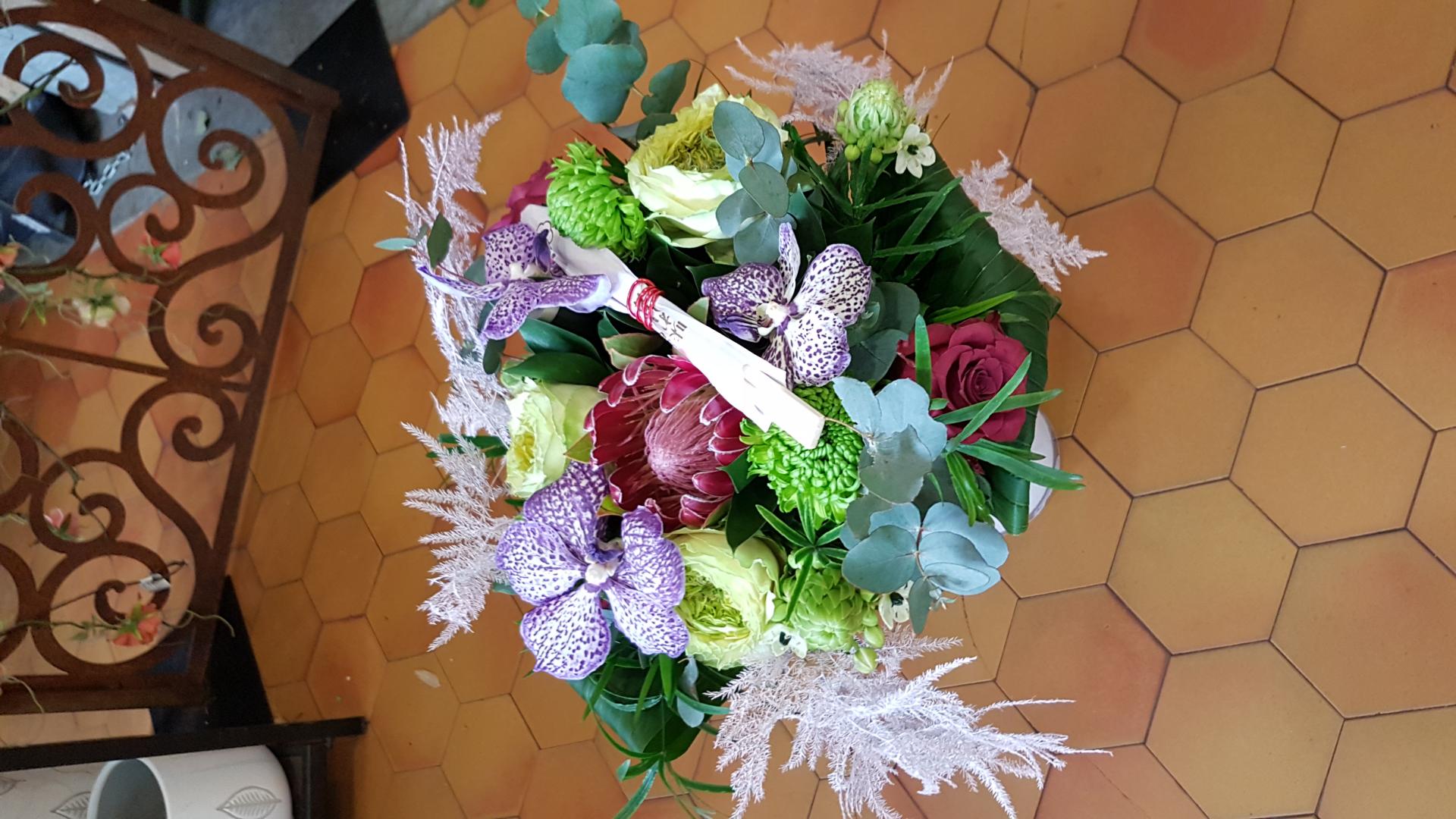 Le bouquet du week-end special Nouvel an chinois chez hé fleur et moi fleuriste de Valenciennes #fleuriste #valenciennes #hefleuretmoi #nouvelanchinois #anzin #lasentinelle #haina