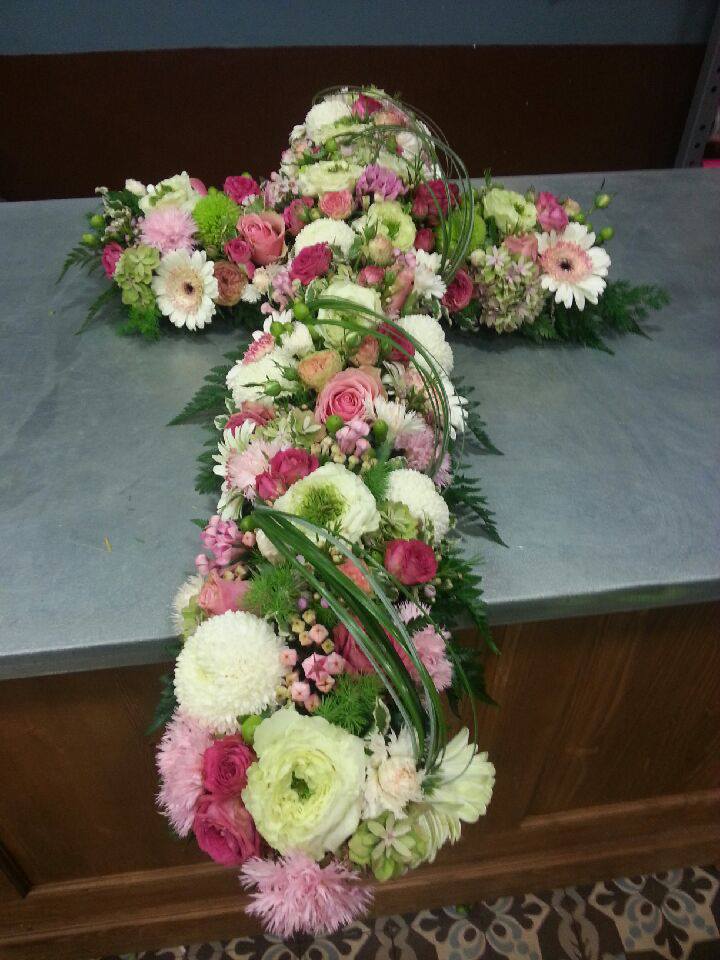 croix deuil enterrement valenciennes fleurs fleuriste hé fleur et moi le Quesnoy Saint amant Denain