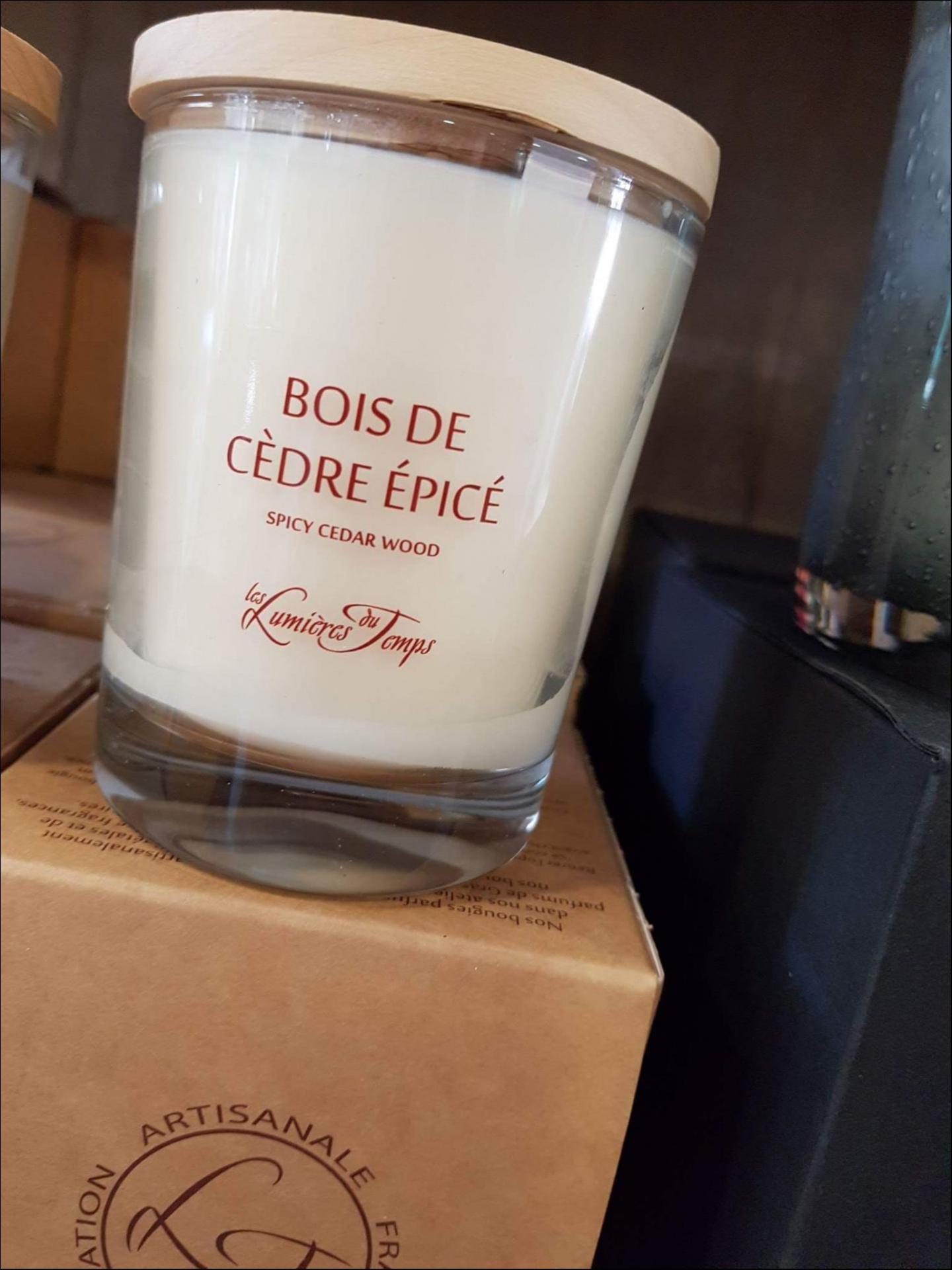 Bougie parfumée Lumières du temps Hé fleur et moi fleuriste de Valenciennes