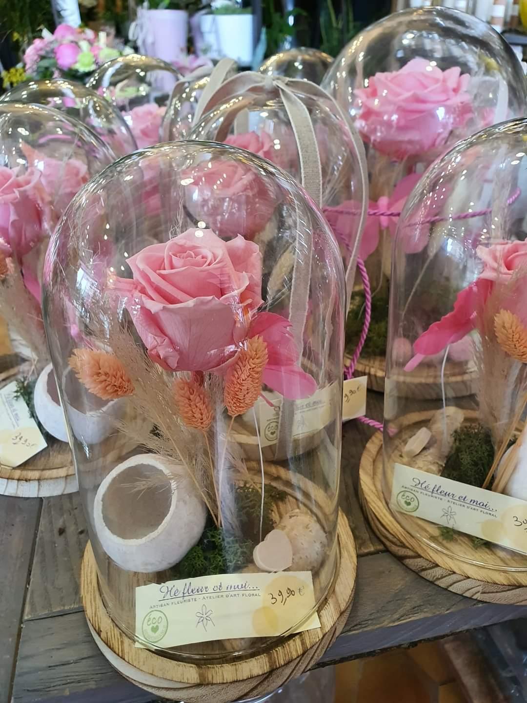 Rose éternelle sous cloche Valenciennes fleuriste