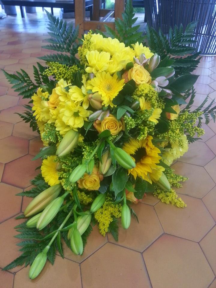 Gerbe deuil enterrement Hé fleur et moi fleuriste Valenciennes