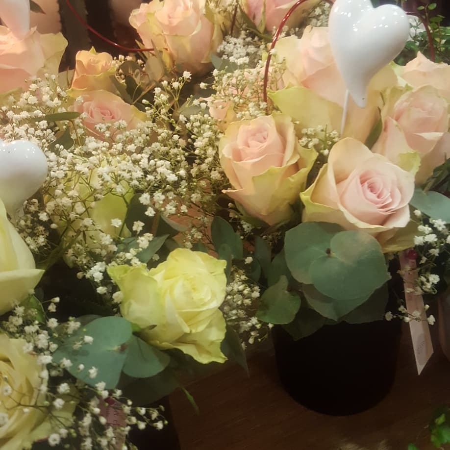 Saint Valentin 14 février 2018 fleuriste nord valenciennes rose amour bouquet hé fleur et moi
