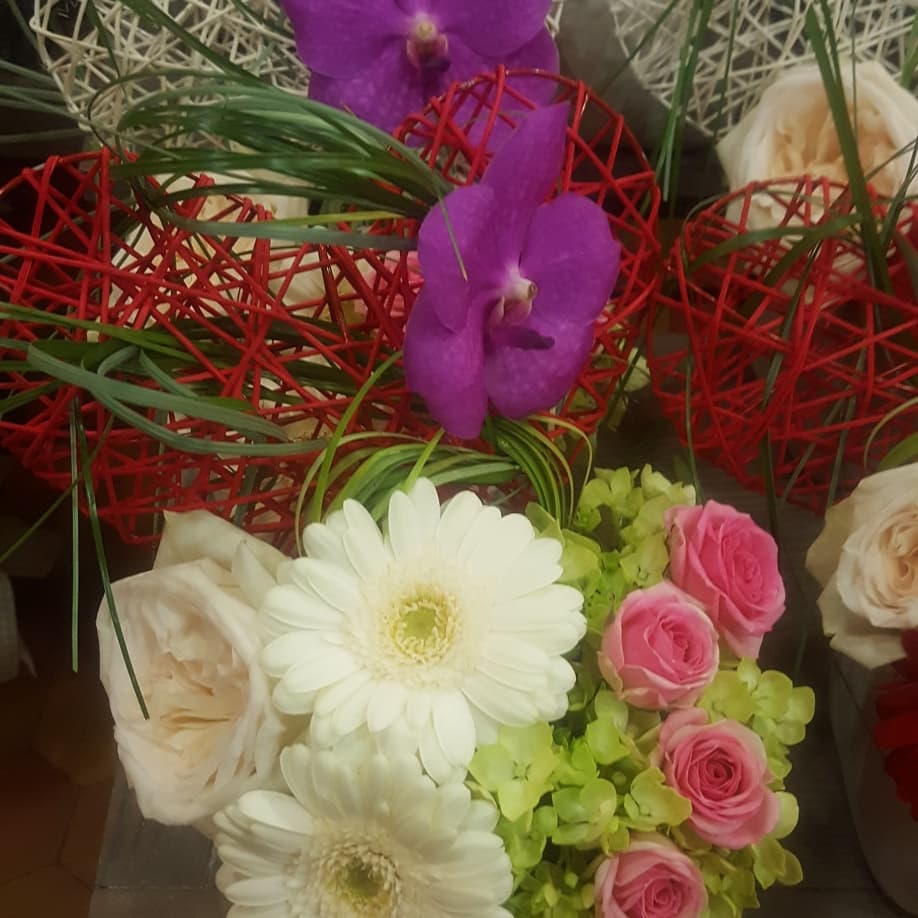 Saint Valentin 14 février 2018 fleuriste nord valenciennes rose amour bouquet hé fleur et moi