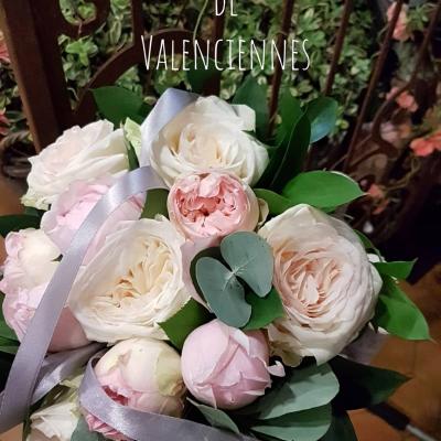Ils se sont dit oui... Mariage aux parfums de roses anglaises Merci aux mariés de leur confiance Tous mes voeux de bonheur #HEFLEURETMOI #mariage #bouquetdemariée #bonheur #rose #r