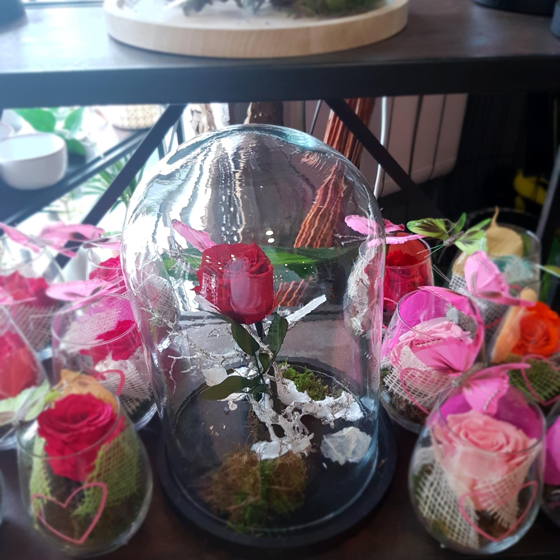 Rose éternelle mariage anniversaire naissance chez hé fleur et moi fleuriste Valenciennes